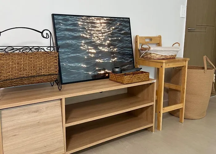 Apartment 멜로우, 나우 광안역5분거리,광안리해수욕장,넓은 주택