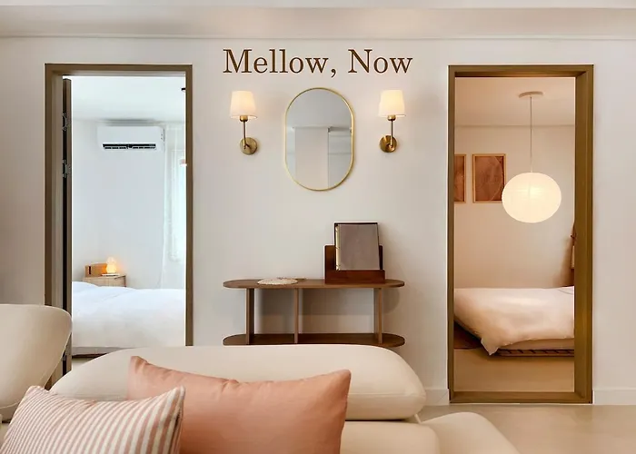 멜로우, 나우 광안역5분거리,광안리해수욕장,넓은 주택 Apartment *